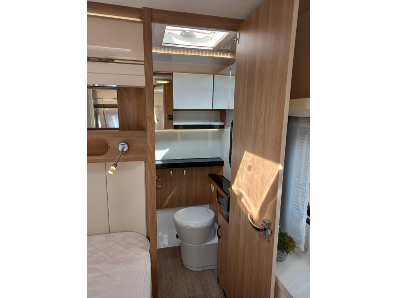 Hobby Excellent 495 WFB mover-cassette-deeltent  foto: 14