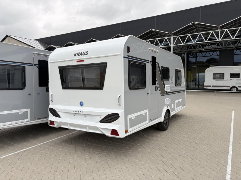 Knaus Sport Platinum 460 EU enkele bedden / dinette  foto: 3
