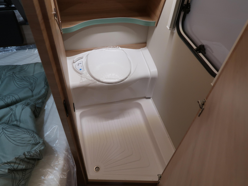 Knaus Sudwind 60 Years 450 FU  foto: 16