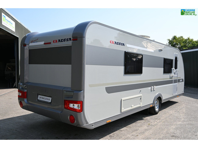 Adria Astella Glam Edition 663HT