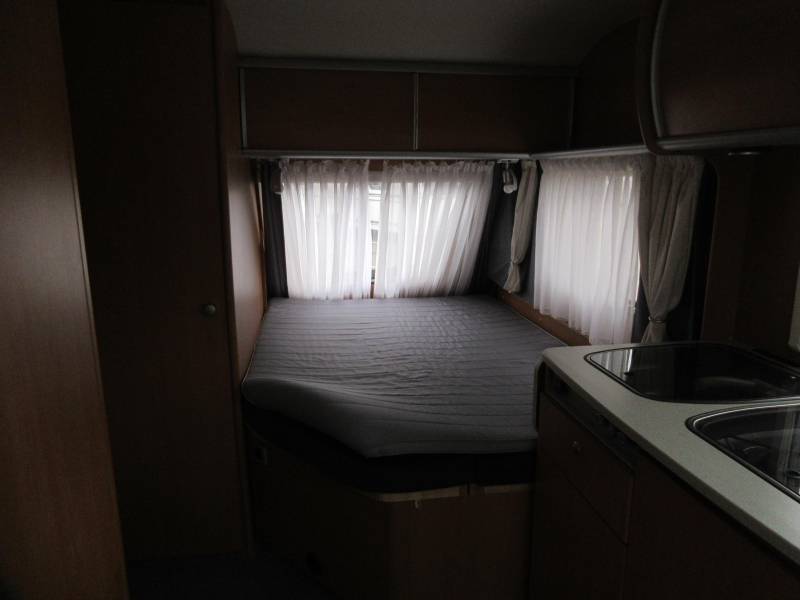Dethleffs Travel Sleeper 468 Slechts 960kg met mover!!  foto: 21