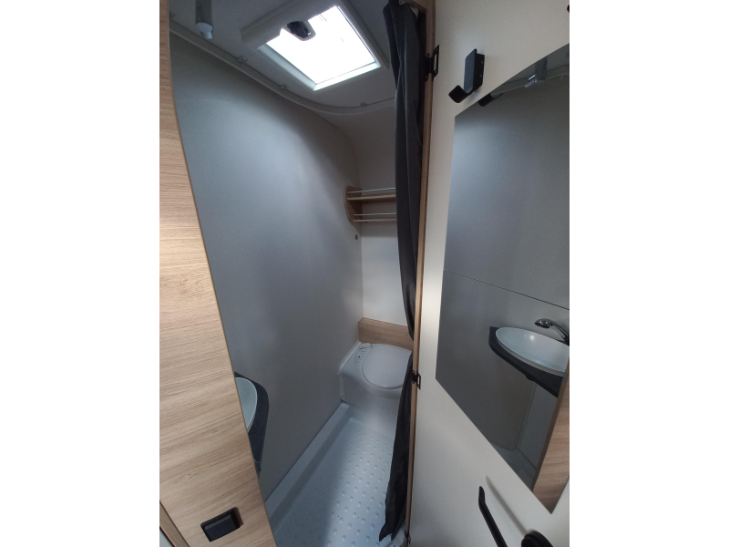 Caravelair Alba 497 Anniversary Line mover - Unico Verona XL  foto: 13