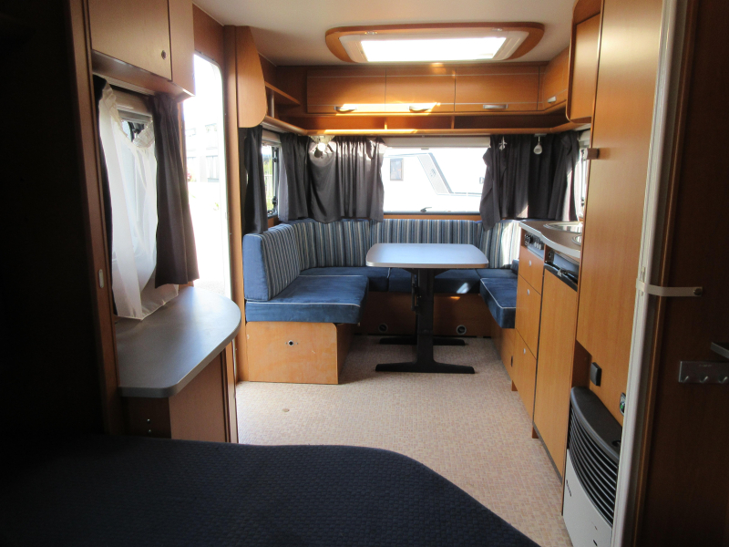 Dethleffs Camper 500 DB ZEE VAN RUIMTE - EN MOVER  foto: 3