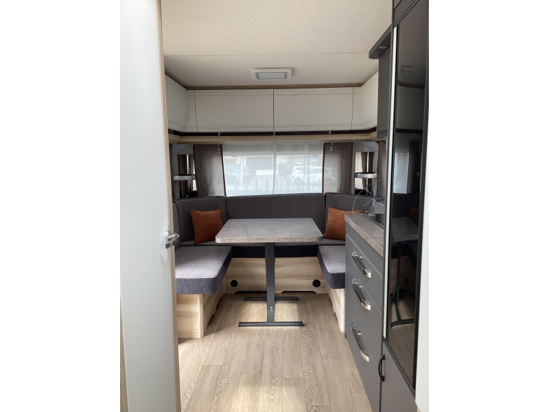 Hobby De Luxe 540 UL Enkele bedden  foto: 16