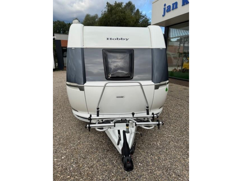 Hobby De Luxe 460 UFE mover luifel fietsenrek  foto: 2