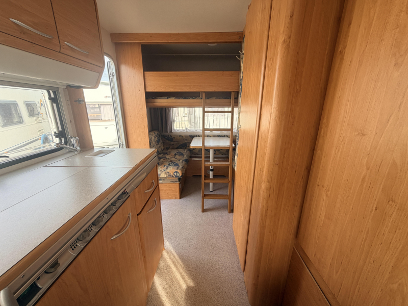 Knaus Blue Line 400 TK Stapelbed,2x Zit & Tent  foto: 7