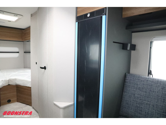 Eriba Novaline 442 Luifel Vloerverwarming LMV Lengtebed Treinzit foto: 11