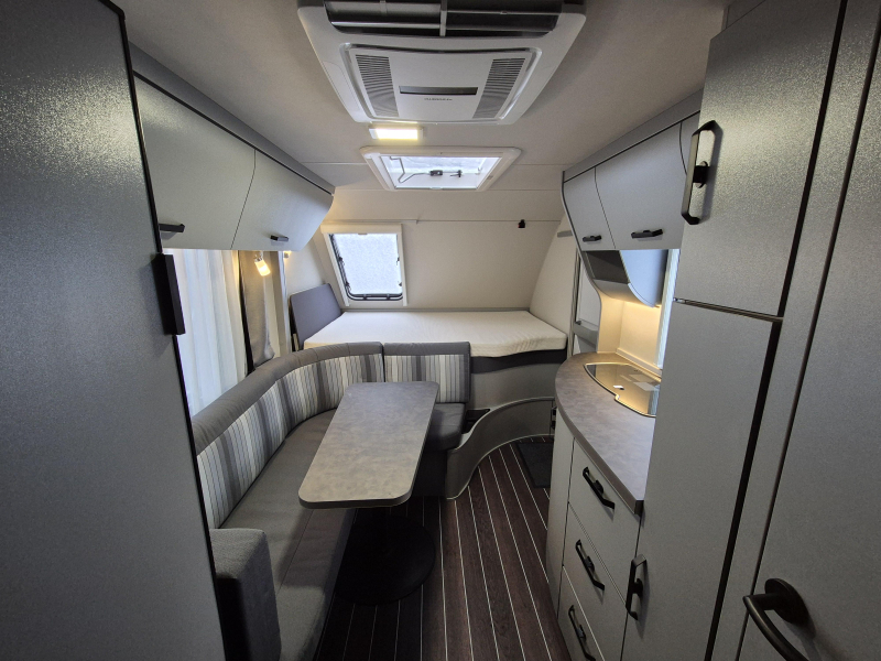 Knaus Sport en Fun 480 QL mover, airco, luchttent  foto: 9