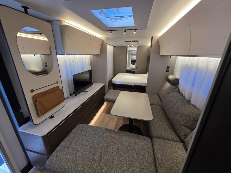 Adria Alpina 663 HT  foto: 13