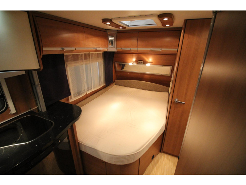 LMC Musica 470 D Mover Voortent Fietsenrek  foto: 8