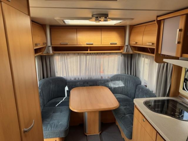 TEC Travel King 460 TDF Mover, Voortent fransbed  foto: 13