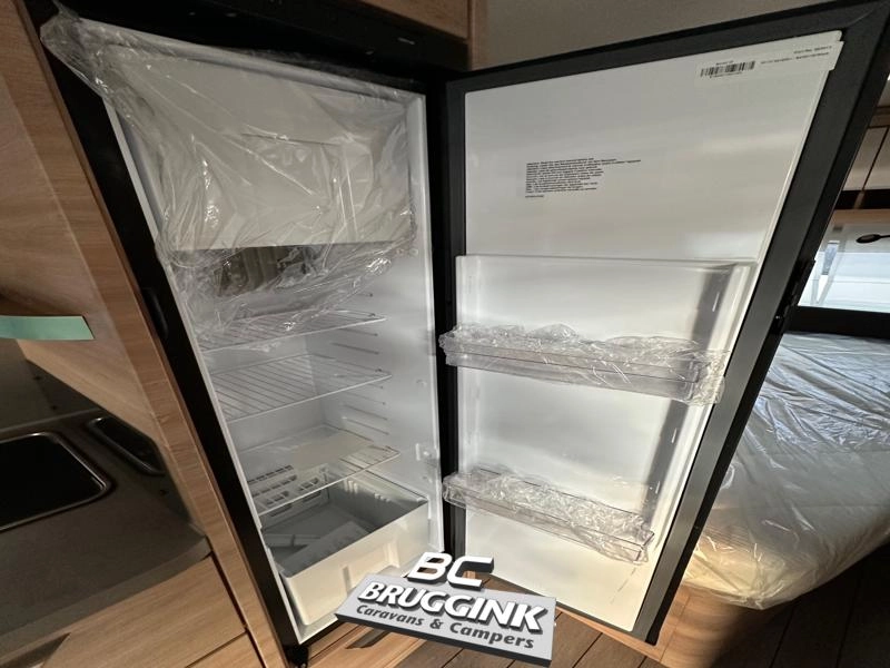 Knaus Sudwind Black Selection 500 FU Frans Bed Vloerverwarmin  foto: 5