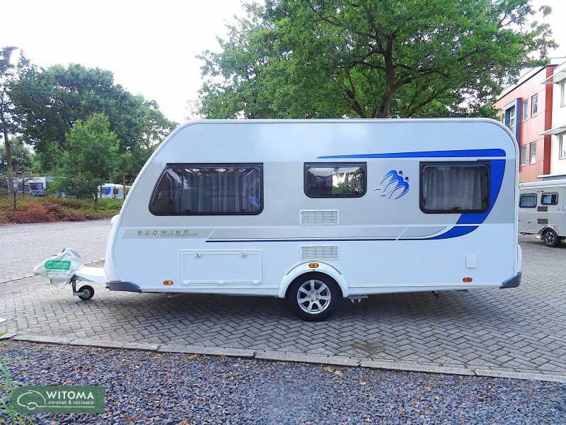 Knaus Sudwind 450 FU Mooi complete caravan  foto: 18