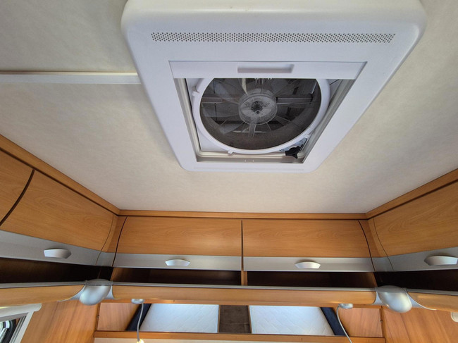 Wilk S4 530 EU Enkele bedden rondzit mover luifel, TV 2e eig foto: 17
