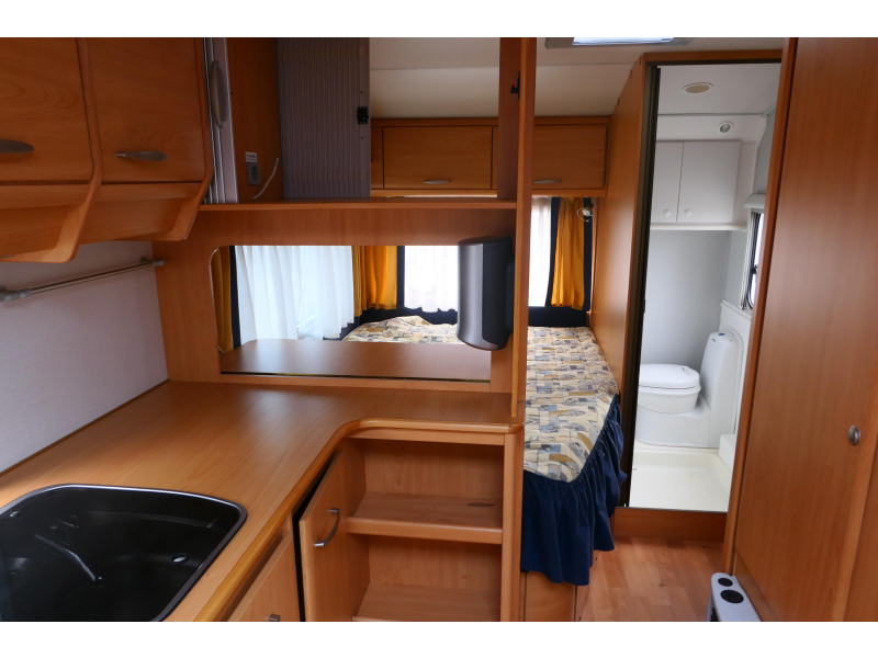 Knaus Sudwind 500 TUF mover en voortent  foto: 9