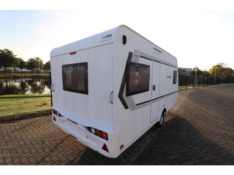 Weinsberg CaraOne Edition HOT 450 FU MODEL 2027 - 771 VLOER  foto: 2