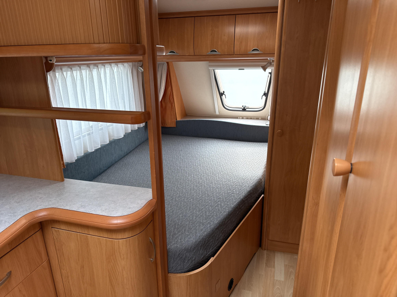 Hobby Excellent Easy 460 UFE Voortent/Luifel 