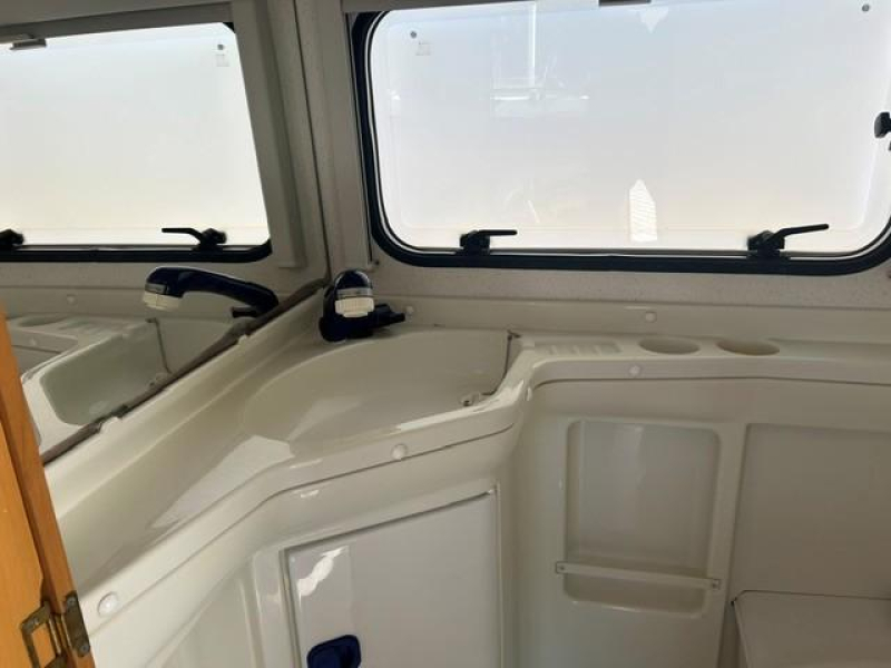 Eriba Touring Triton 430 GT  foto: 8