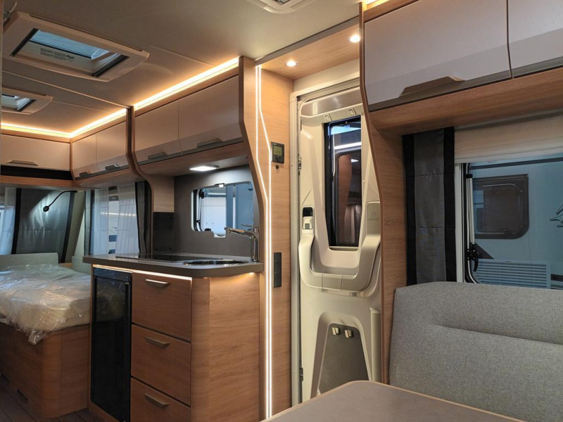 Knaus Sudwind Black Selection 500 EU 