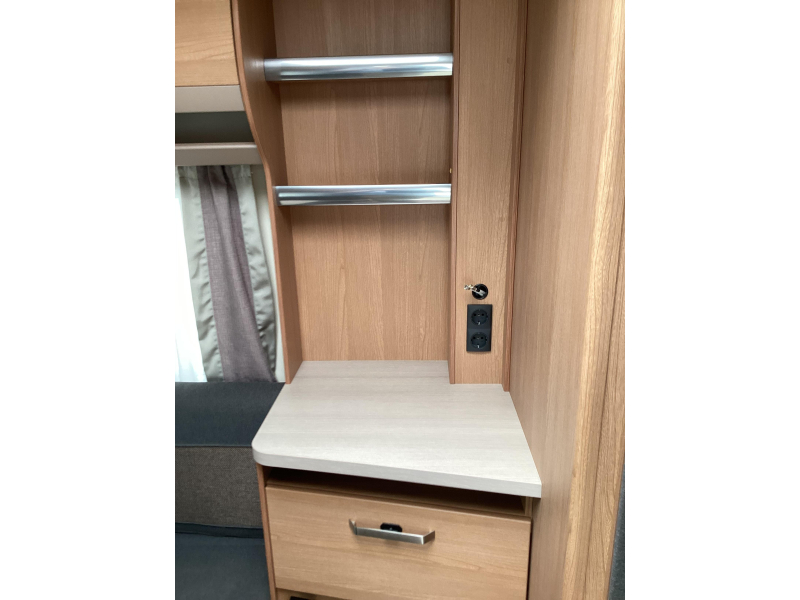 Knaus Sport 460 EU enkele bedden  foto: 17
