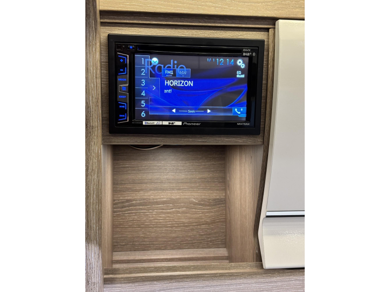 Kabe Royal 560 GLE Lengte bedden  foto: 17