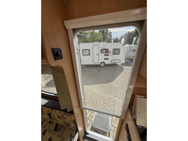 Bürstner Ventana Avantgarde 480 TK STAPELBE RONDZIT 5/6PERS  foto: 22