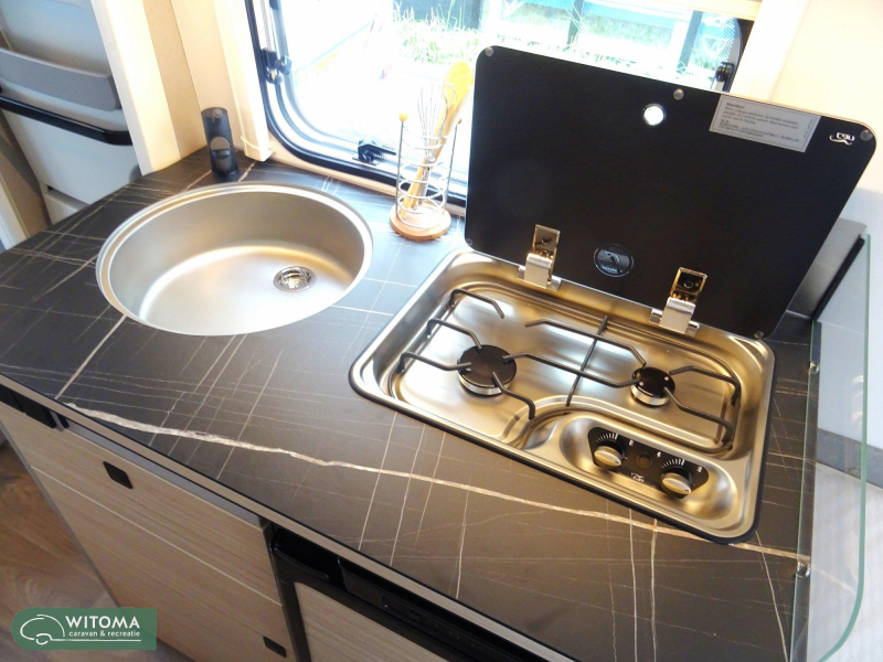 Eriba Touring 542 50 jaar Witoma voordeel!  foto: 11