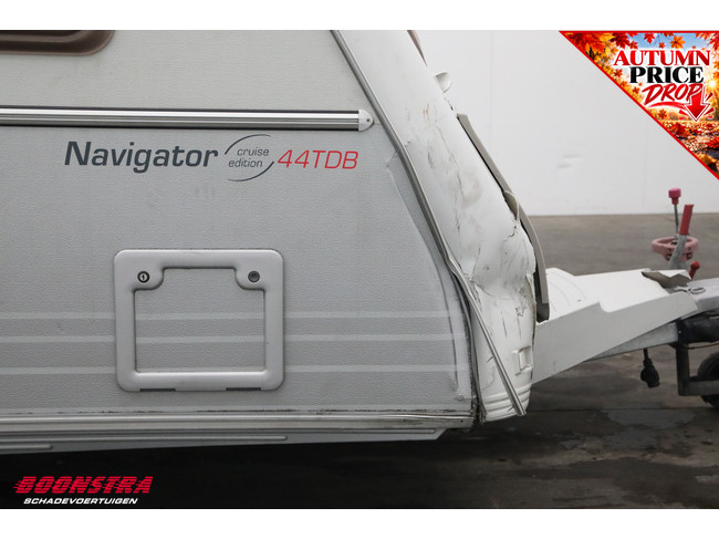 Kip Navigator 44 TDB Mover Radio Middenkeuken Lengtebed Kachel foto: 9