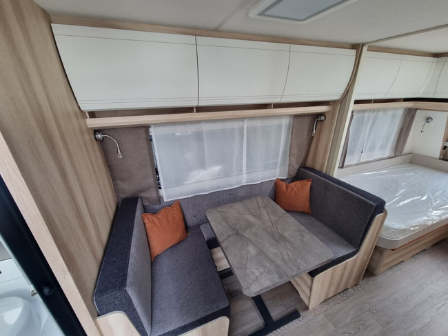 Hobby De Luxe 460 SL foto: 9