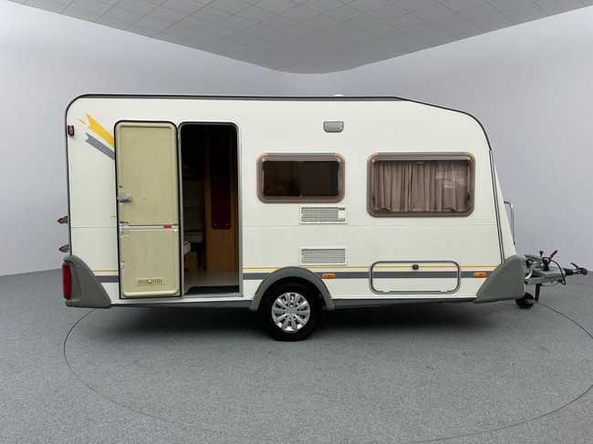 Knaus Südwind 400 TK foto: 11