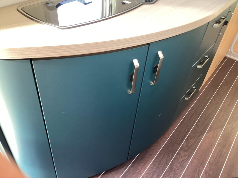 Knaus Sport en Fun 480 QL mover/ cassetteluifel  foto: 5