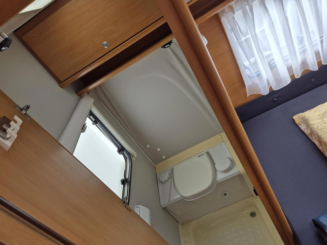 Dethleffs Camper Lifestyle 510 Frans bed, mover, luifel + VT foto: 16