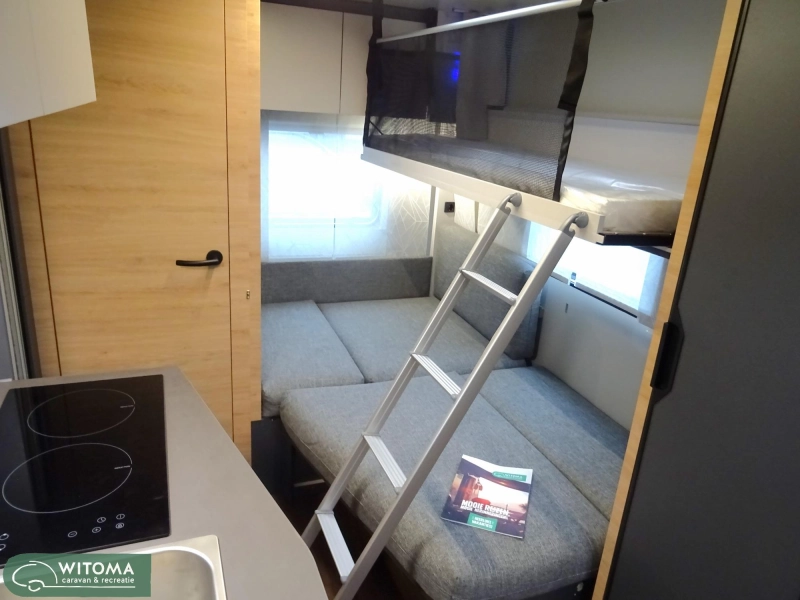 Knaus Yaseo 500 DK € 6.610 Korting  foto: 11
