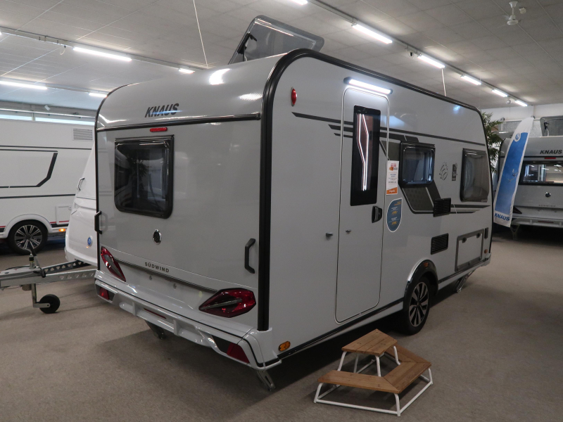 Knaus Sudwind Black Selection 420 QD COMPACT EN GROTE KEUKEN !  foto: 20