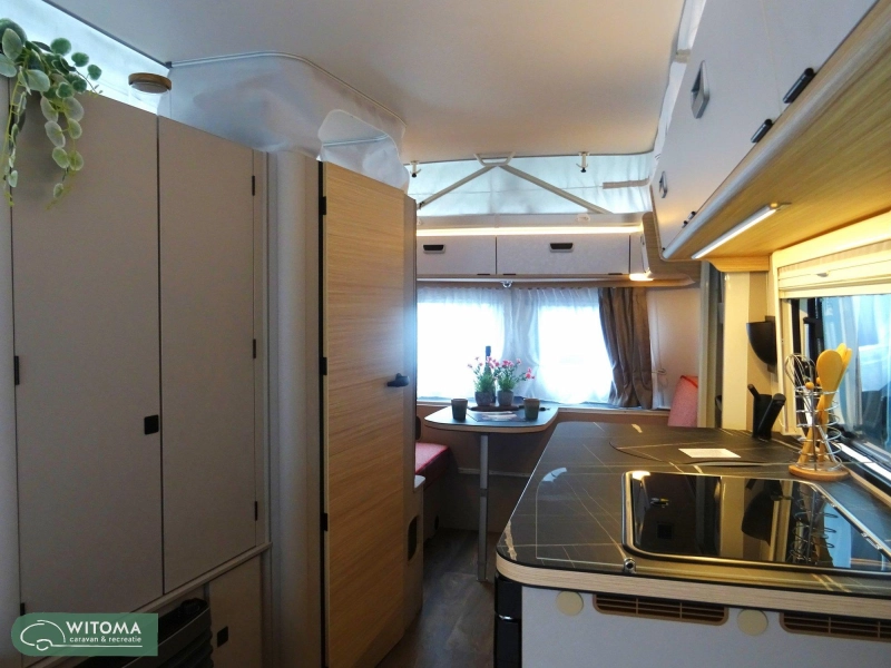 Eriba Touring 530 sale voordeel € 2.550,-  foto: 5