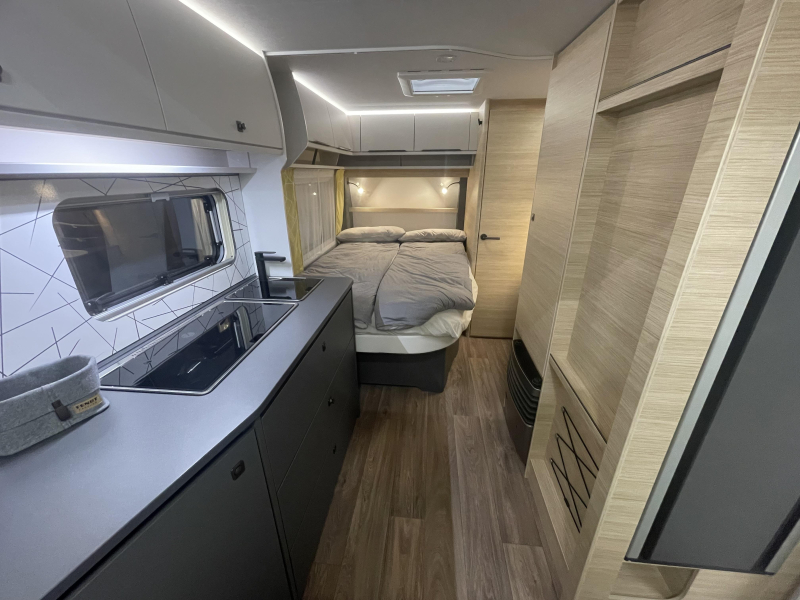 Fendt Apero 495 SFB +2000kg+tapijtset+Decopak  foto: 11