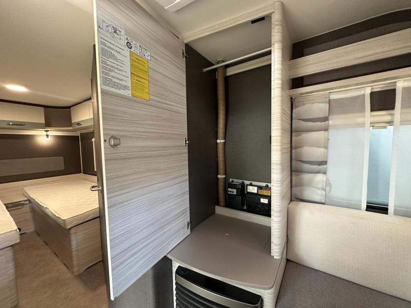 Dethleffs C'Joy 460 LE fietsendrager  foto: 16