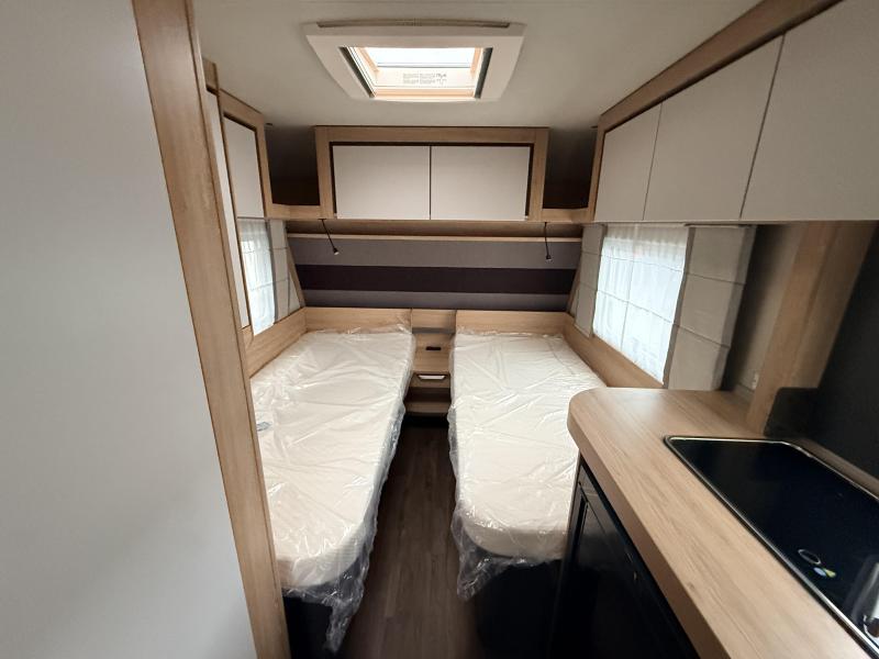 Knaus Sport 460 EU Enkele bedden 