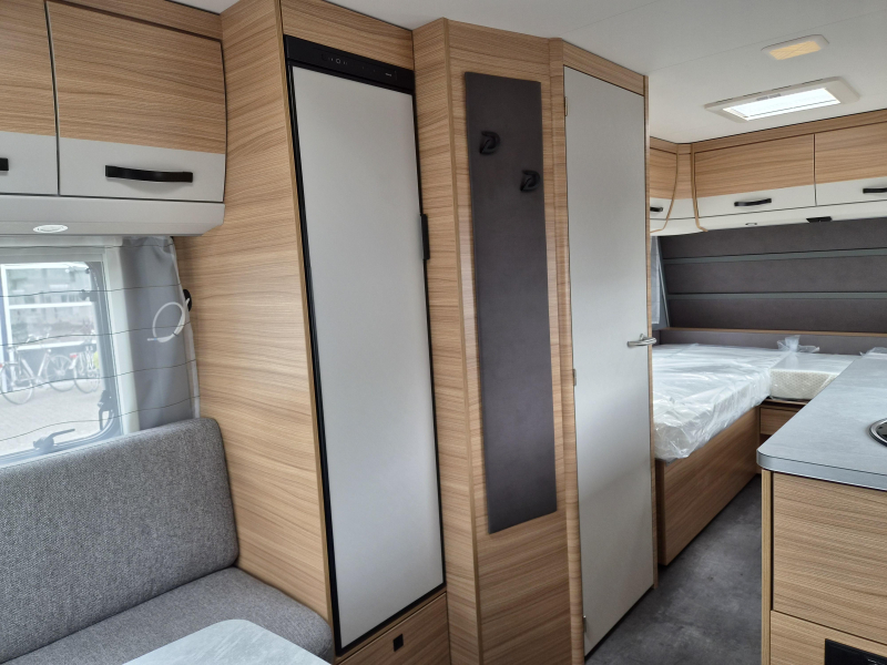 Dethleffs Summer Edition 460 EL Enkele bedden  foto: 16