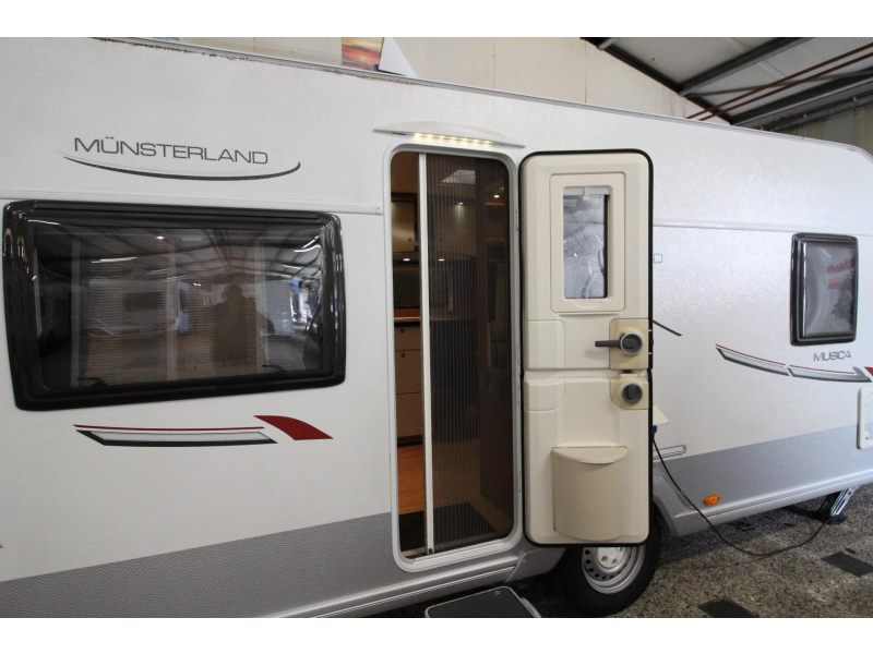 LMC Musica 470 D Mover Voortent Fietsenrek  foto: 18