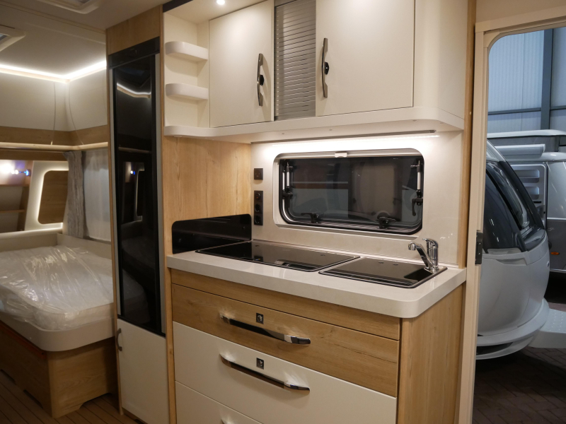 Hobby Excellent Edition 495 UL NU BIJ VAN EIJK CARAVANS!  foto: 8