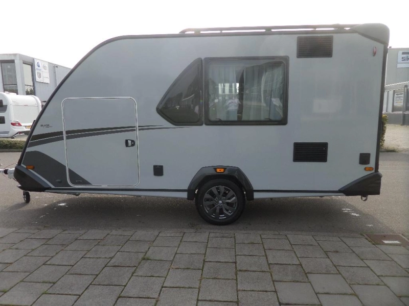 Knaus Sport en Fun 480 QL mover, airco, luchttent  foto: 5