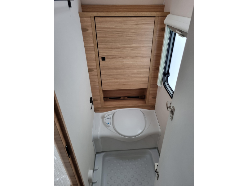 Dethleffs Summer Edition 470 FR - Dakairco -  foto: 16