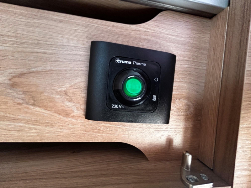 Knaus Sudwind Black Selection 450 FU Tijdelijk Voordeelpakket  foto: 15