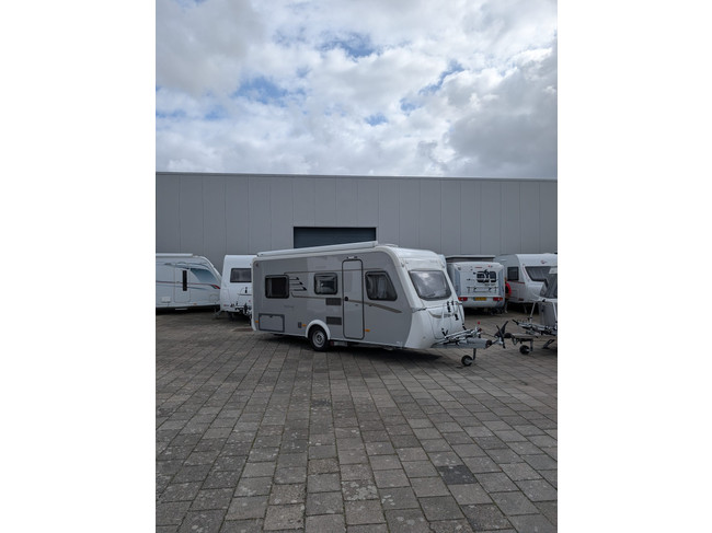 Eriba Nova Light 442