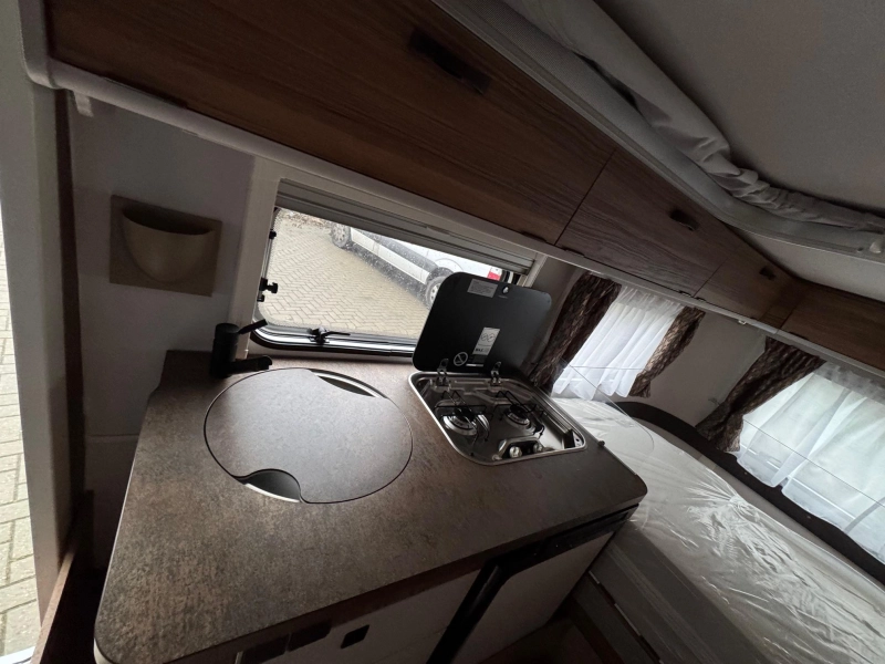 Eriba Touring 530 Inclusief mover  foto: 5