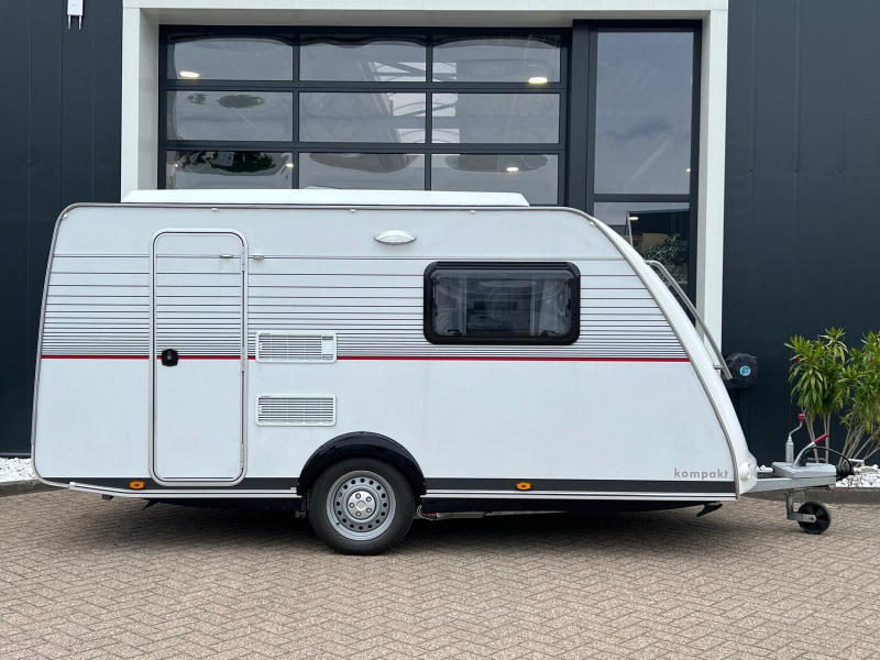Kip Kompakt 37 EK mover, voortent, luifel  foto: 18