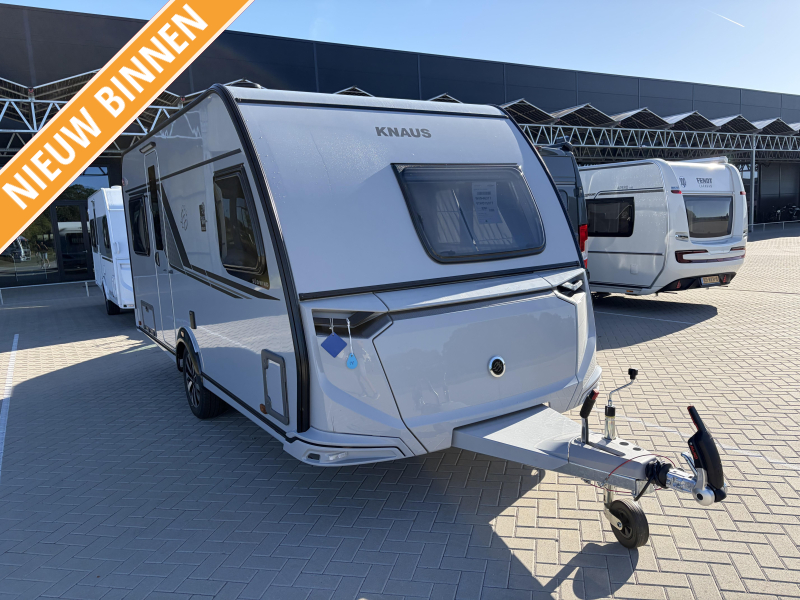 Knaus Sudwind Black Selection 450 FU dakairco / fransbed  foto: 0