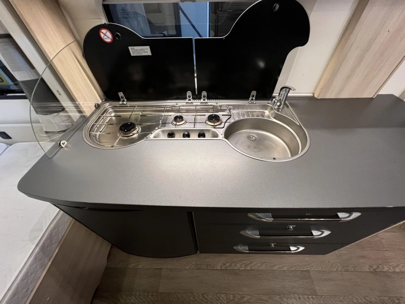 Hobby De Luxe Edition 440 SF  foto: 7