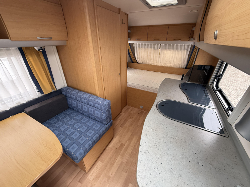 Knaus Sudwind Gold Edition 420 QD Treinzit Dwarsbed Mover  foto: 4